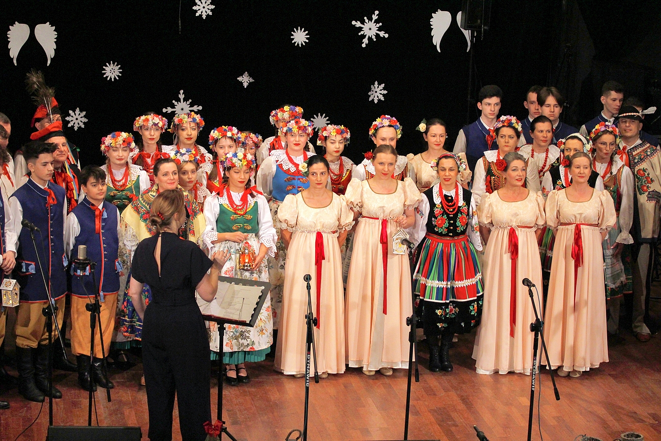 Koncert Zespołu Pieśni i Tańca Miechowiacy.